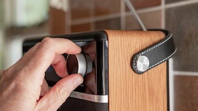 "Qiyamət" radiosundan müammalı hərbi mesaj: İndi hansı ölkə dağılacaq?