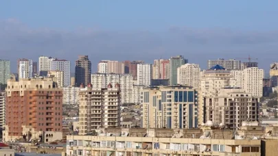 Bakıda "su bombası" təhlükəsi: Bu binalar hər an çökə bilər