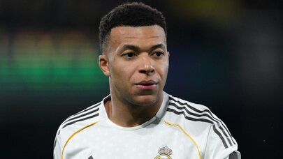 Mbappe "Bayern"lə oyuna maska ilə çıxacaq? - FOTO