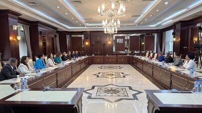 Milli Məclisdə görüş keçirildi