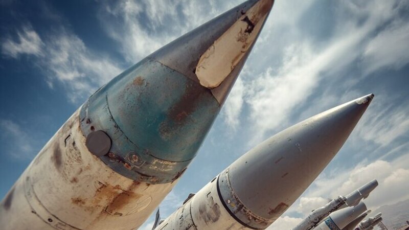 Yeraltı raket bazalarına gedən yollar açılır - İran müharibəni yenidən alovlandırır?