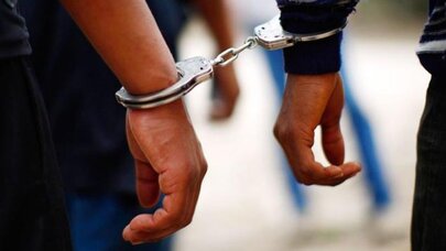 Türkiyədə məktəblərə hücumlarla bağlı kütləvi həbslər