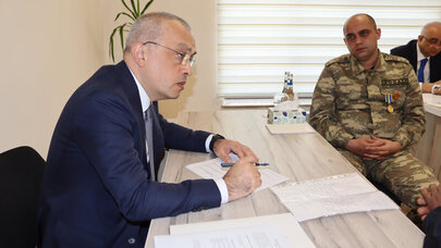 ADSEA sədri Xankəndi şəhərində vətəndaşlarla görüşdü - FOTO