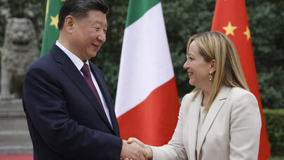 İtaliyanın ABŞ-a "yox" deməsi Çin üçün fürsət oldu: Pekin Roma ilə birləşir