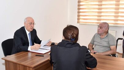 Zakir Fərəcov sakinlərin problemlərini yerində araşdırıb