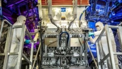 NASA alimləri və generallar bir-bir yox çıxır - Nə baş verir? 