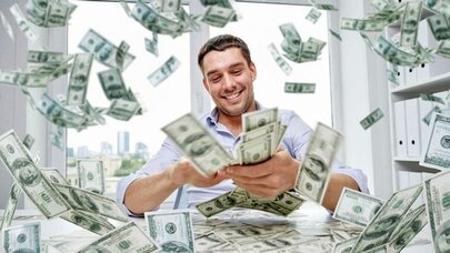 O, Asiyanın ən varlı adamı oldu - FOTO