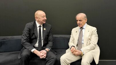 Şahbaz Şərifdən İlham Əliyevlə görüşü barədə paylaşım: Məhsuldar müzakirə apardıq