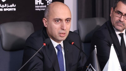 Təhsil naziri mübahisəli epizoda paylaşımı ilə eyham vurdu - Foto