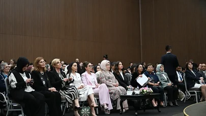 Mehriban Əliyeva Fələstinə həsr olunan tədbirdə iştirak etdi