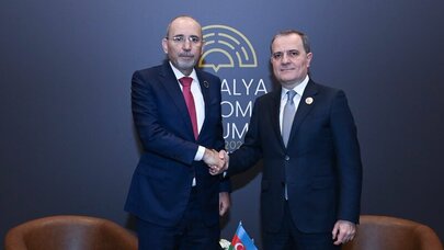 Ceyhun Bayramov Ayman Al-Safadi ilə görüşdü