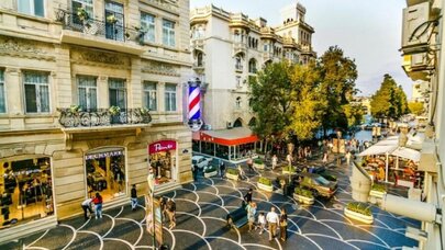 Bakının mərkəzində sirli işarə: Mənası təəccübləndirir - Foto