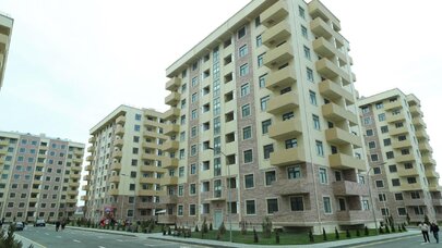 Abşeronda təhvil verilməmiş mənzillər belə talanır - Video