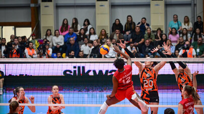 Yüksək Liqa: "Turan" dörd setin sonunda çempionluq əldə etdi