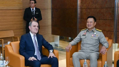 Ceyhun Bayramov Tailandın Baş naziri ilə görüşdü