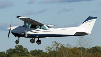 ABŞ-da təyyarə evə çırpıldı - Ölən var