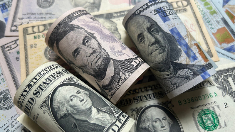 Yayda dollar elə qiymətə satılacaq ki...