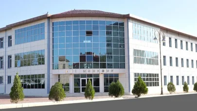 Naxçıvan Ali Məhkəməsində şöbə müdirlərinə artıq ödəniş edilibmiş