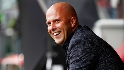 “Liverpul” Slotla bağlı yekun qərarı verdi