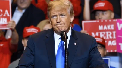 İrana hücum Tramp üçün riskə çevrildi: İstefa verə bilər