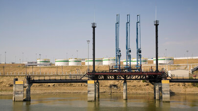 Rumıniya Moldovanın ən böyük limanını satın aldı