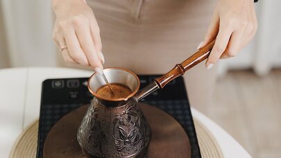 Qəhvə ürək döyüntüsünün artmasına səbəb olursa... - Kardioloqdan vacib xəbərdarlıq