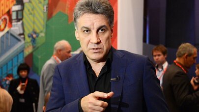 Tanınmış teleaparıcı vəfat etdi