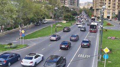 Paytaxt yolları keçilməz oldu - SİYAHI