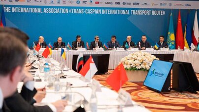 ADY sədrinin iştirakı ilə Orta Dəhlizin inkişafı üzrə mühüm sənədlər imzalandı