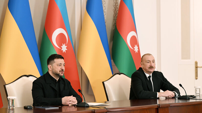 Azərbaycan və Ukrayna prezidentləri mətbuata bəyanatlarla çıxış etdilər