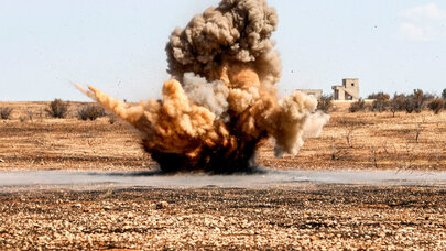 Ağdərədə minaya düşən kişinin vəziyyəti ağırdır - TƏBİB