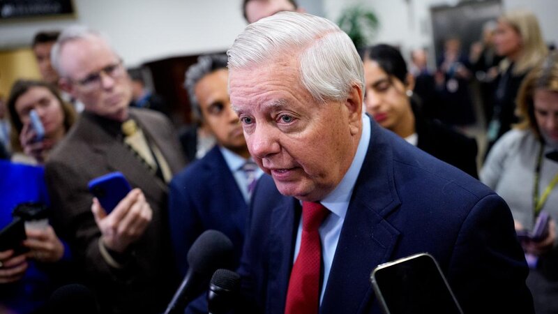 Məşhur senator: "Trampa qarşı görünməmiş təhdidlər axını var!"