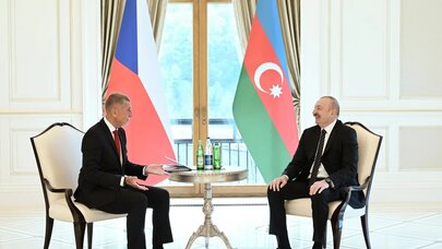 Andrey Babiş İlham Əliyevi Çexiyaya dəvət etdi