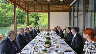 Qəbələdə İlham Əliyevin adından Andrey Babişin şərəfinə rəsmi lanç verildi