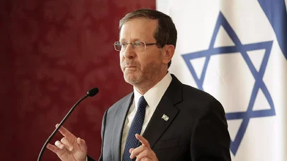 Türkiyə İsrail prezidentinin Astanaya uçmasına icazə vermədi: Bu yolla getdi