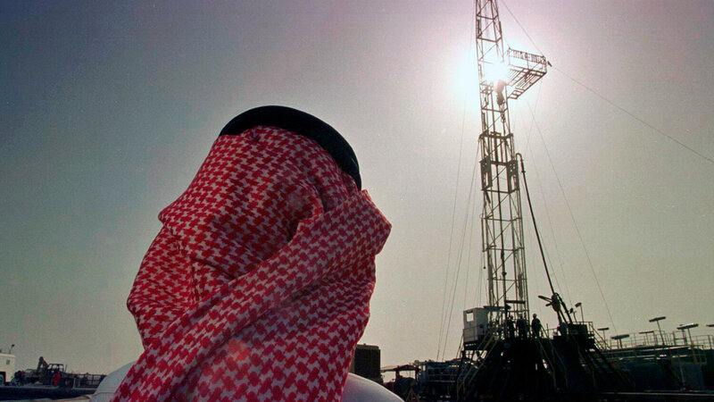 İtaliya BƏƏ-nin OPEC-dən çıxmasına görə həyəcan təbili çaldı