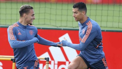 Ronaldo bir dəfə saunada bədənini göstərib soruşdu ki… - Antoni