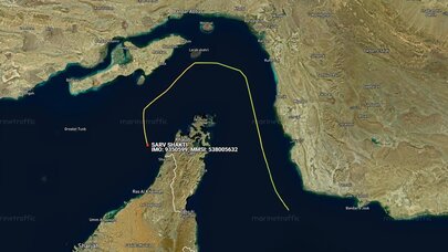 Hörmüz boğazında ABŞ-İran blokadası YARILDI - Qazdaşıyan tanker hansı ölkəyə gedir?