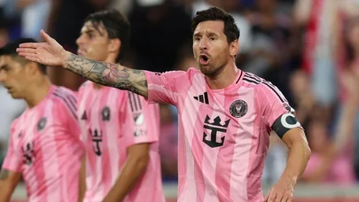 Messi onları niyə danladı?
