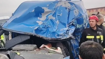 TIR-la “Mersedes” toqquşdu: ölən var