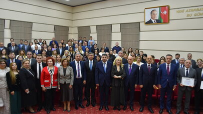 Yasamal ictimaiyyəti Ulu Öndərin xatirəsini əziz tutur - Fotolar
