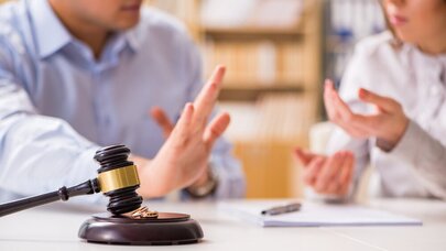 Aliment ödəməyənlərə ağır zərbə: Pasportları ləğv ediləcək