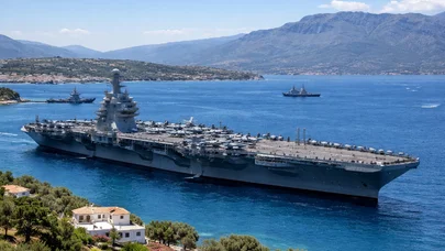 Fransanın aviadaşıyıcısı Qırmızı dənizə çatdı