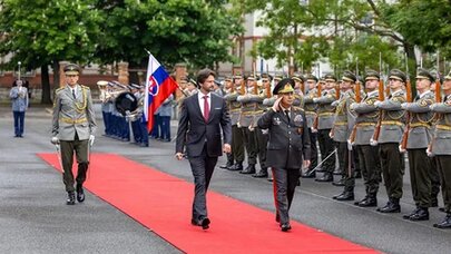 Zakir Həsənov Slovakiyaya getdi - Foto