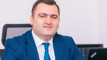 Sədrin yeni müşaviri o oldu -  Foto