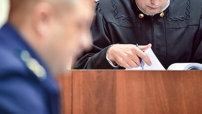 Dəhşətli ailə faciəsi: Kişi arvadını və ögey qızını qətlə yetirdi