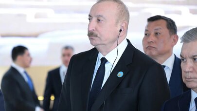 İlham Əliyev TDT-nin qeyri-rəsmi Zirvə görüşündə iştirak edir