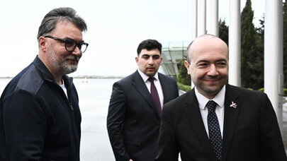 Staşa Koşaraç Azərbaycana səfərə gəldi