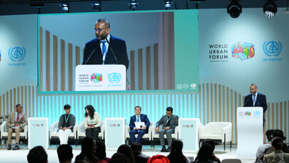 WUF13-də uşaqlar və gənclər şəhərlərin gələcəyini müzakirə etdilər