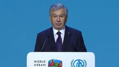 Mirziyoyev WUF13-ün qüsursuz təşkilinə görə Əliyevə minnətdarlığını bildirdi